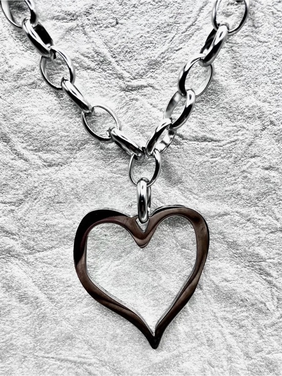 Jewelry - Silver Heart Pendant Necklace